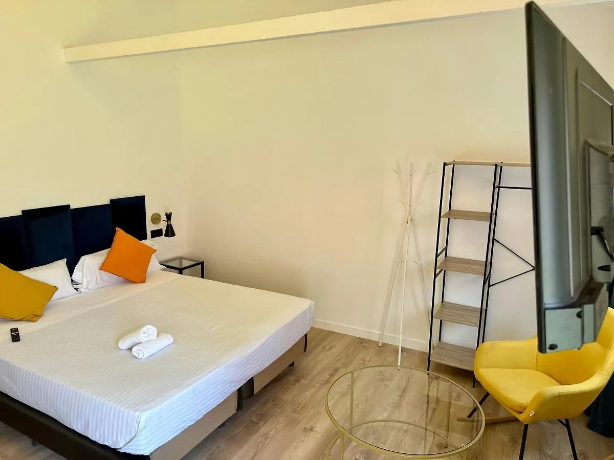 ** Hotel Malaga City Suites España